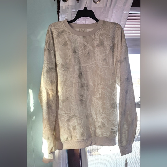 Comfrt Tops - Womens Comfrt 2x Camo Crewneck Sweatshirt